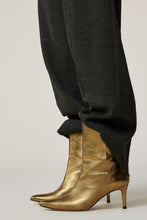 Afbeelding in Gallery-weergave laden, Boots Denise Metallic Gold
