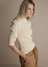 Afbeelding in Gallery-weergave laden, Striped Long Sleeve shirt
