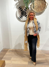 Afbeelding in Gallery-weergave laden, Sjaal Beaumont Freja Natural
